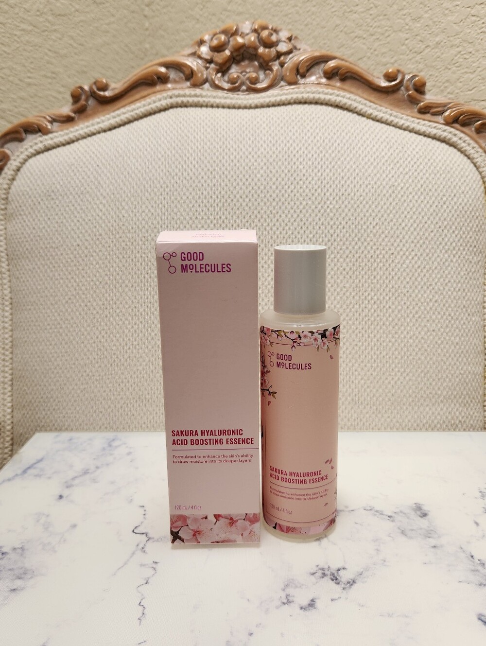 Good Molecules Sakura Hyaluronic Acid Boosting Essence  4 oz